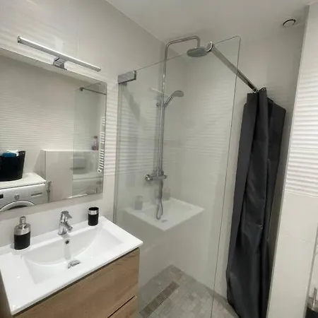Magnifique 2 Pieces, Avec 4 Couchages Apartman *